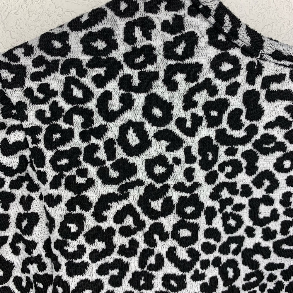 Ophelia Roe Animal Print Top - Picture 4 of 4